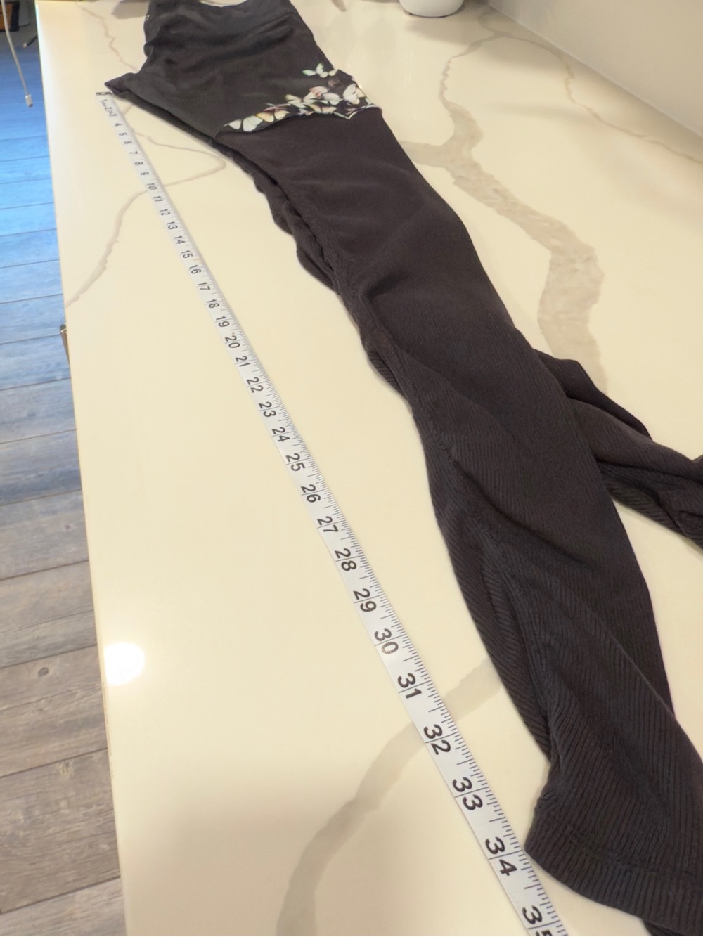 ALO Yoga womens Black Gypset Goddess Butterfly Leggings Size large extra long - Picture 11 of 13
